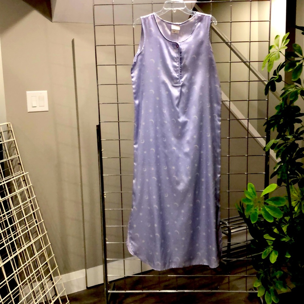 Women’s Poly Cotton Sleeveless Nightgown